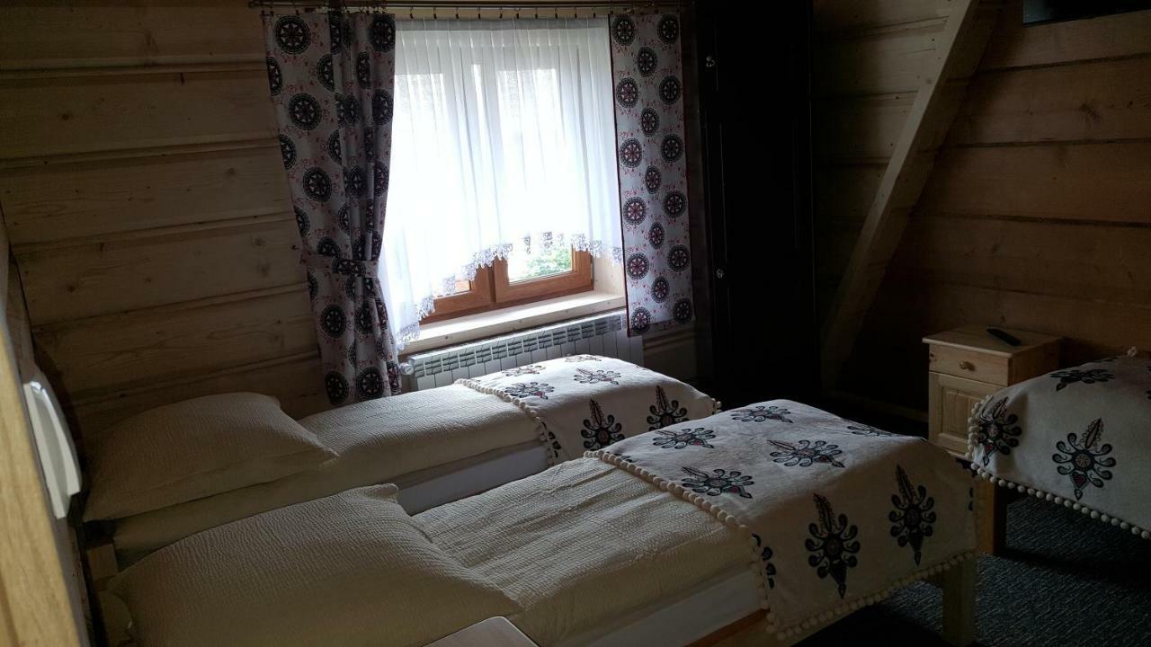 Pokoje Goscinne Pod Limbami Ciche Małe Exteriér fotografie