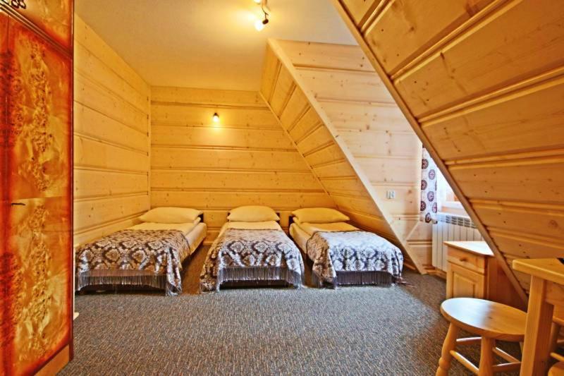 Pokoje Goscinne Pod Limbami Ciche Małe Exteriér fotografie
