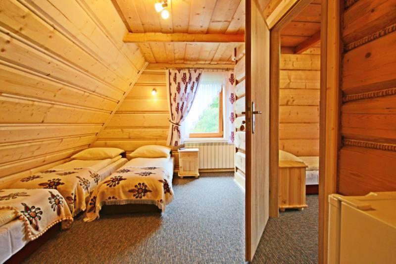 Pokoje Goscinne Pod Limbami Ciche Małe Exteriér fotografie