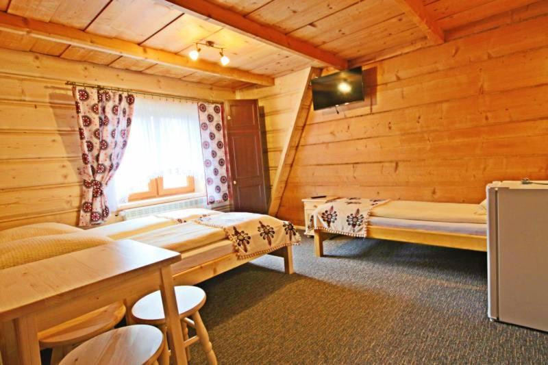 Pokoje Goscinne Pod Limbami Ciche Małe Exteriér fotografie