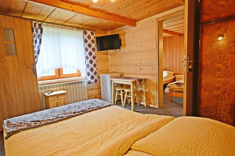 Pokoje Goscinne Pod Limbami Ciche Małe Exteriér fotografie
