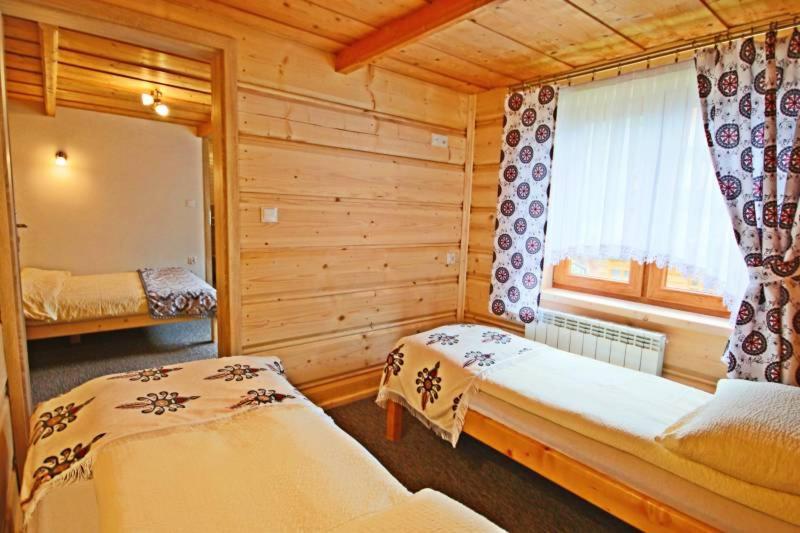 Pokoje Goscinne Pod Limbami Ciche Małe Exteriér fotografie